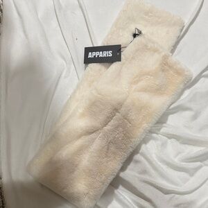 Apparis Ivory Faux Fur Scarf